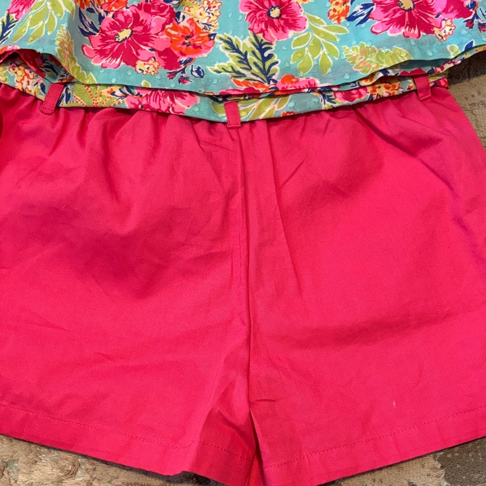 Tommy Bahama 3 Piece Set-Floral Top, Pink Shorts, and Flower Hair Clip - Picture 7 of 8